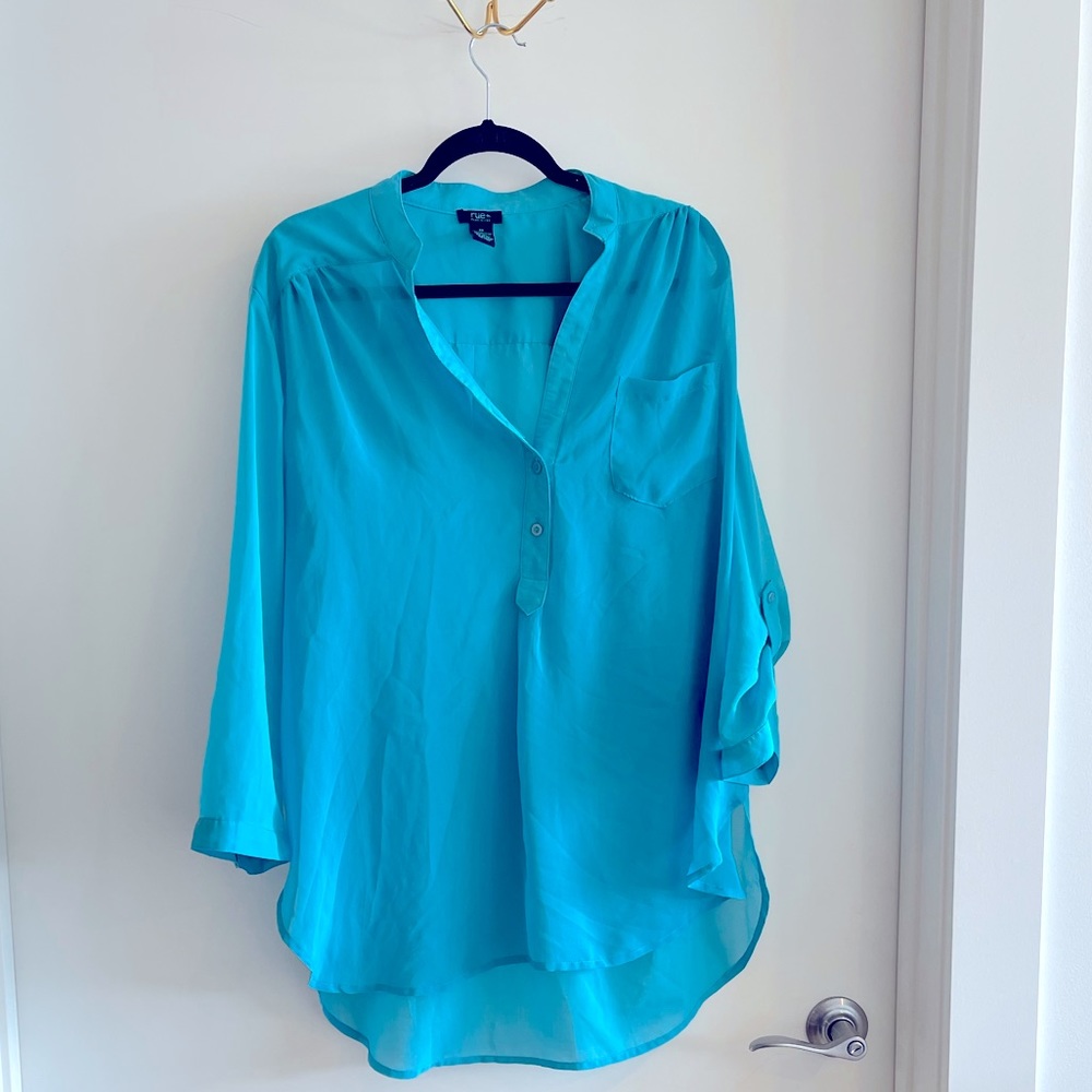 3/$20 Blousy high low sheer with button detail
